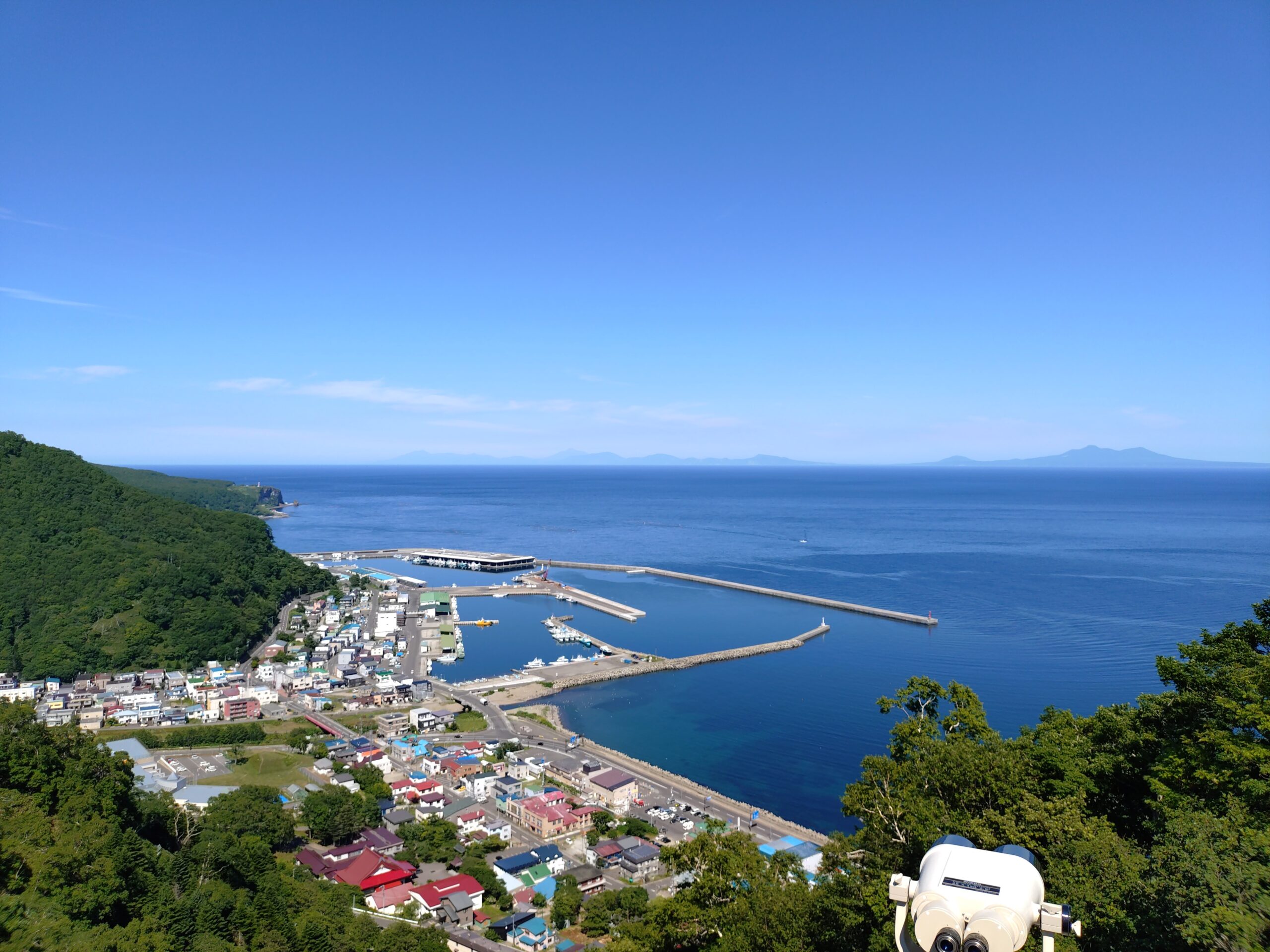 羅臼国後展望塔からの景色 | 知床羅臼町観光協会